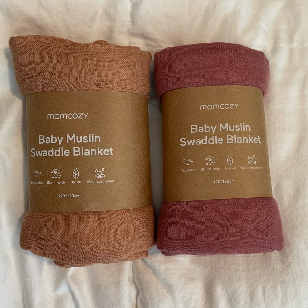 Momcozy muslin swaddles